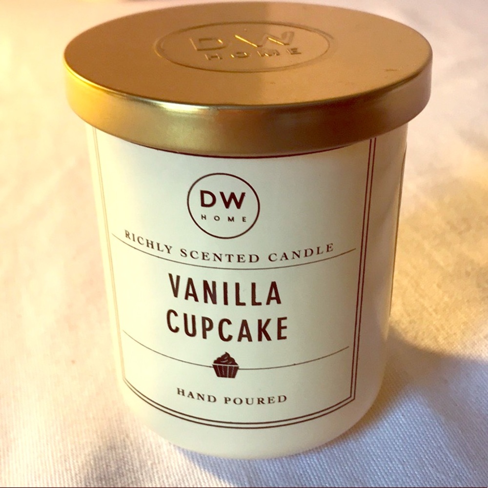 DW Home Candle